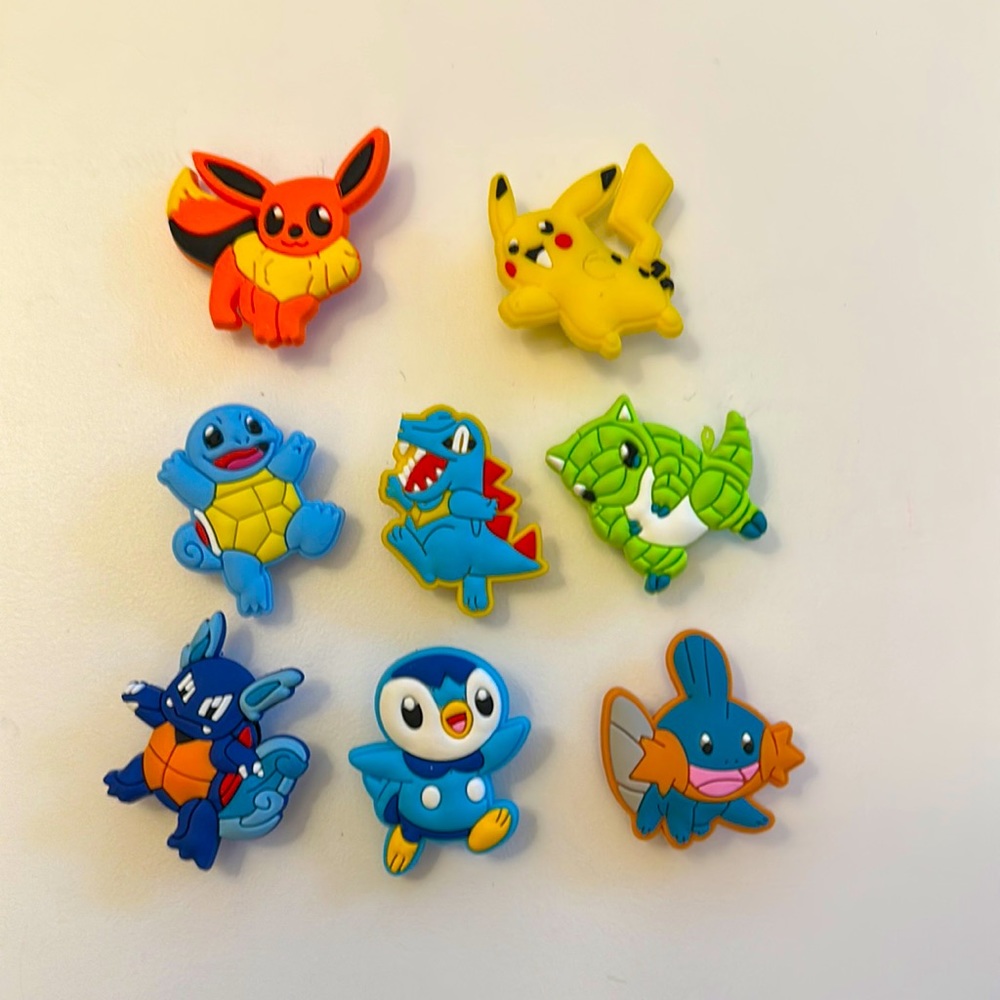 Pokémon croc charms